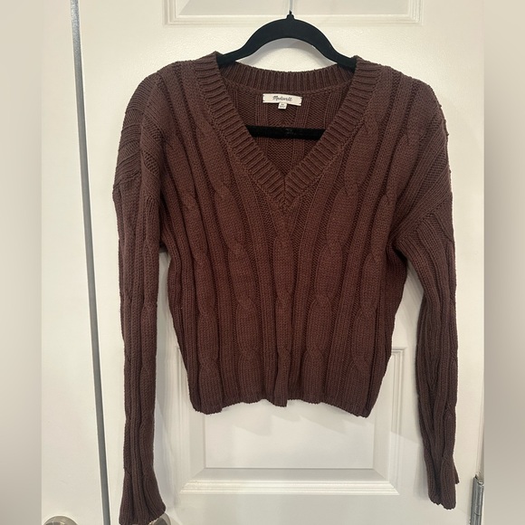 Madewell Brown Cable Knit V-Neck Crop Sweater - Picture 3 of 5